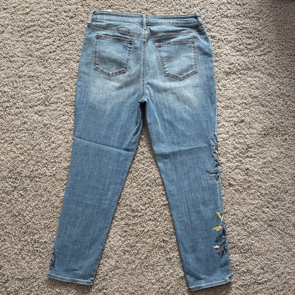 Chico's So Slimming Girlfriend Slim Leg Ankle Jeans - Picture 11 of 12